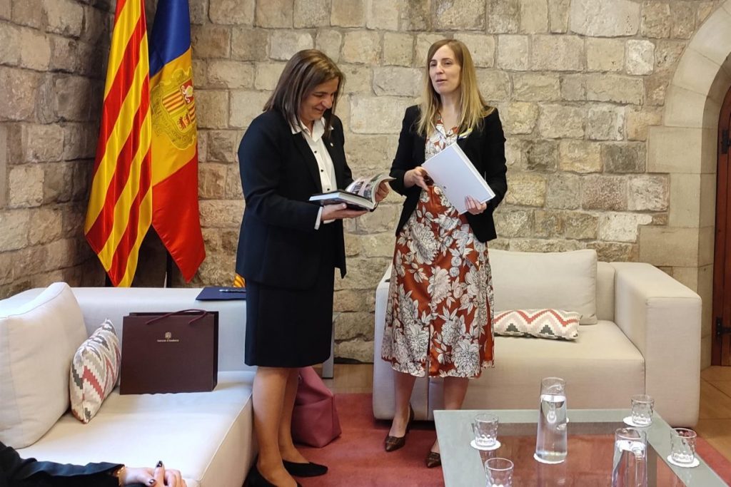 Alsina i Marín aborden la cooperació entre Catalunya i Andorra en una trobada