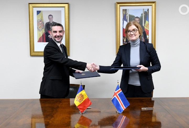 Andorra i Islàndia rubriquen un CDI